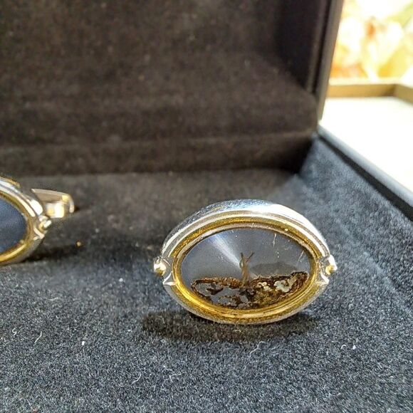 Authentic Yves Saint Laurent Cuff Links in Gift Box New - Picture 7 of 14